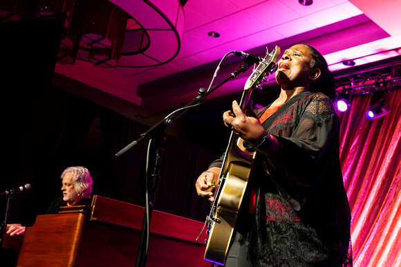 Ruthie Foster