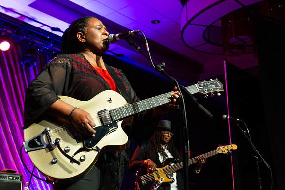 Ruthie Foster